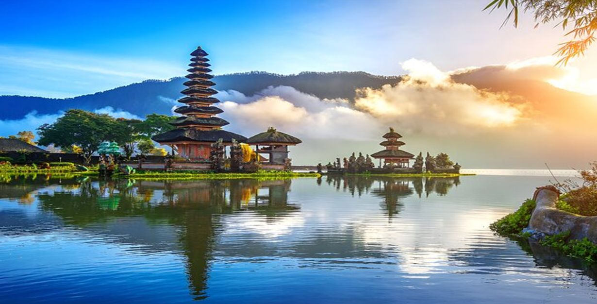 Ulun Danu Temple Bali